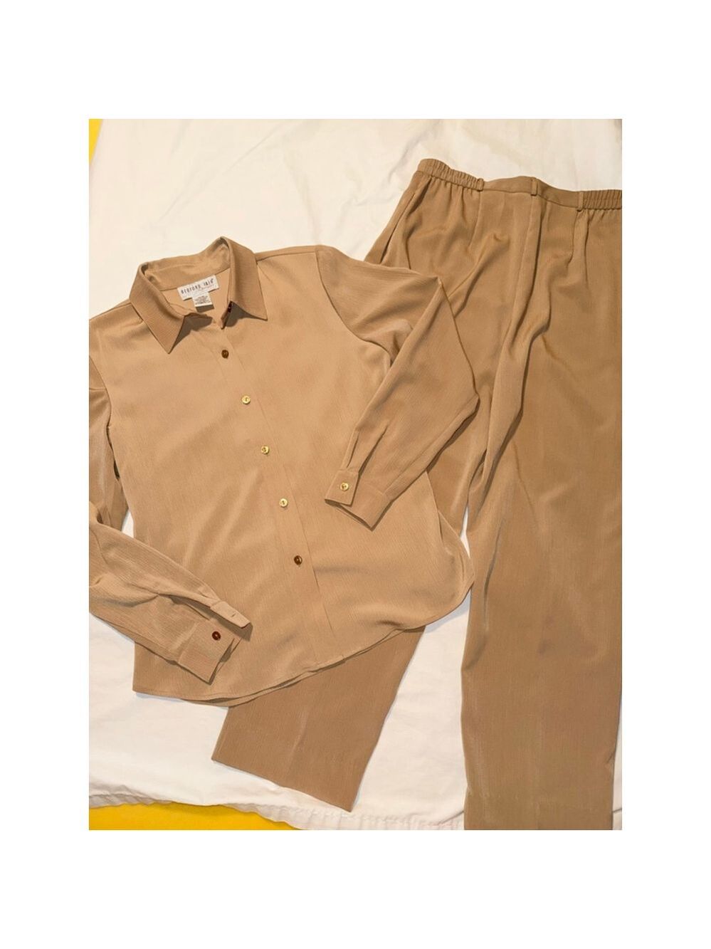 Vintage original polyester 2 pc suit tan size medium Vietnam Bedford Fair